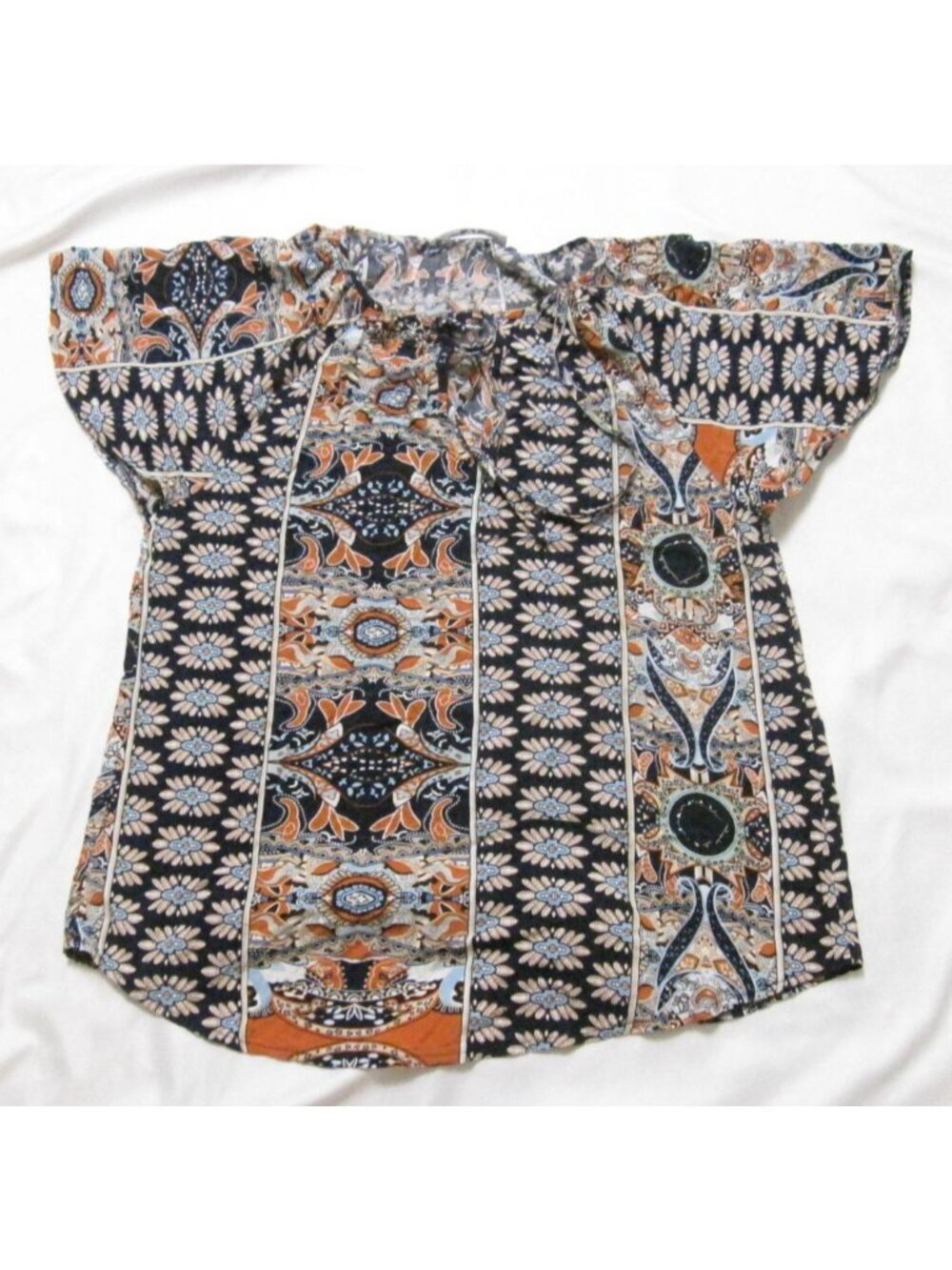 ANGASHION Women Boho Top Sz M Paisley Floral V-Neck Summer Cottage (WB583)‎